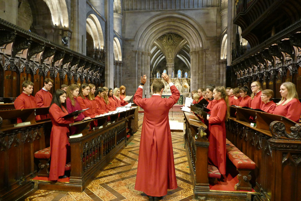 Chamber Choir sing Evensong at Hereford Cathedral, 12th October 2016